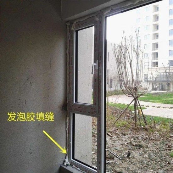 门窗安装常见错误及科学纠正措施解析(图1) 门窗品牌安装时的常见问题